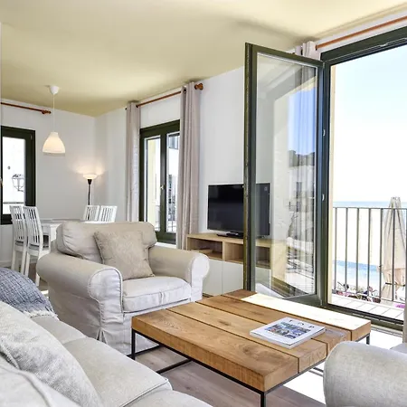 Exclusiva 1a Linia En Apartment